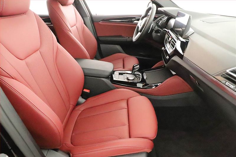 BMW X4 (2024) xDrive20d - fotka 7 z 21
