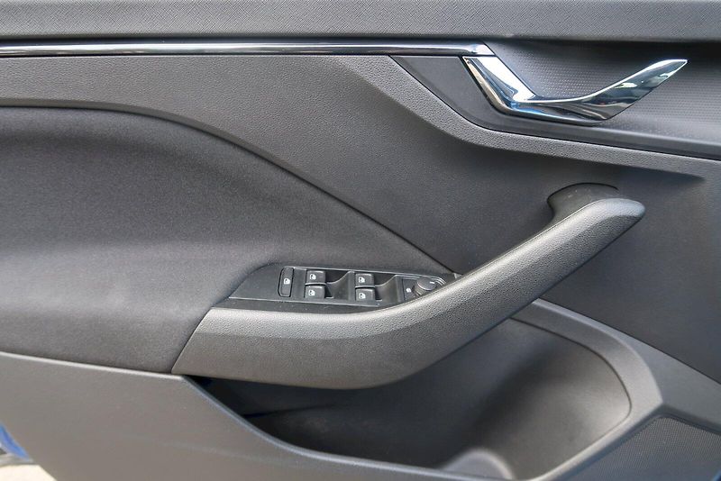Škoda Scala (2025) Selection 1.0 TSI 85 kW - fotka 16 z 28
