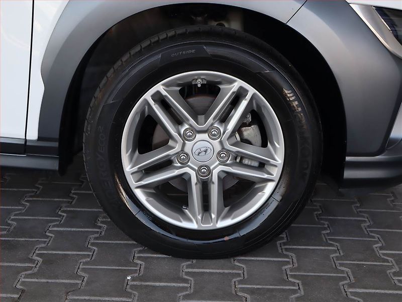 Hyundai Kona (2021) 1.0 T-GDI, Serv.kniha - fotka 14 z 21