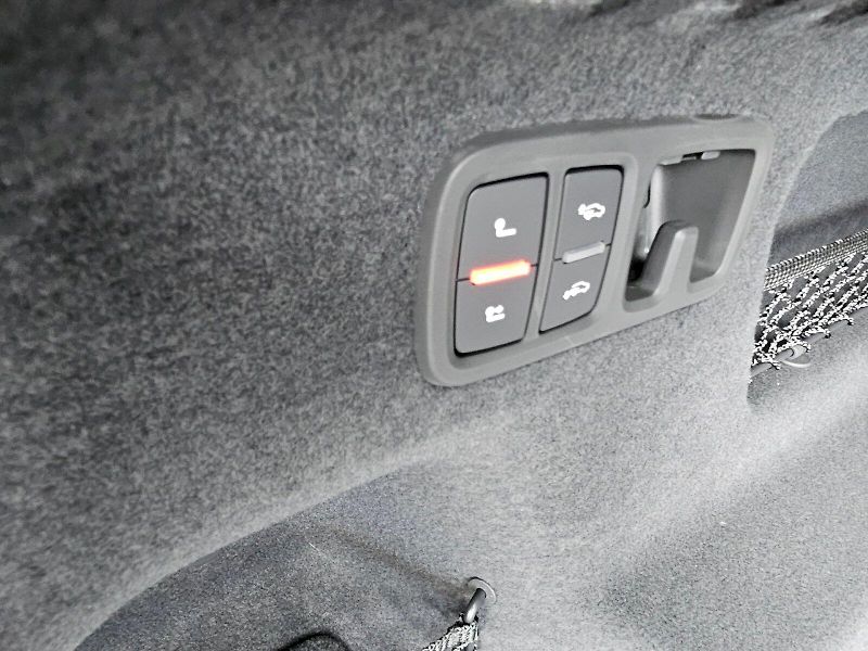 Audi Q8 (2025) 50 TDI 210kW quattro - fotka 26 z 32