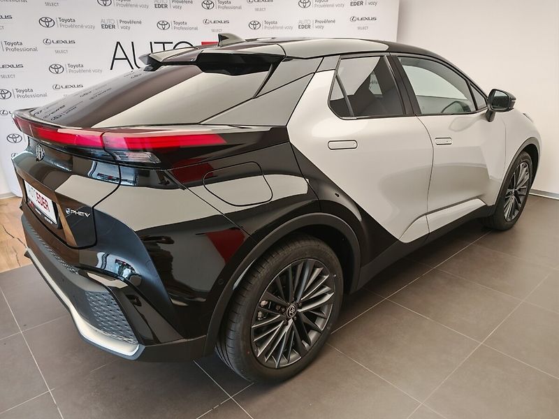 Toyota C-HR 2.0 PHEV Tokyo Edition *Panora - fotka 4 z 39