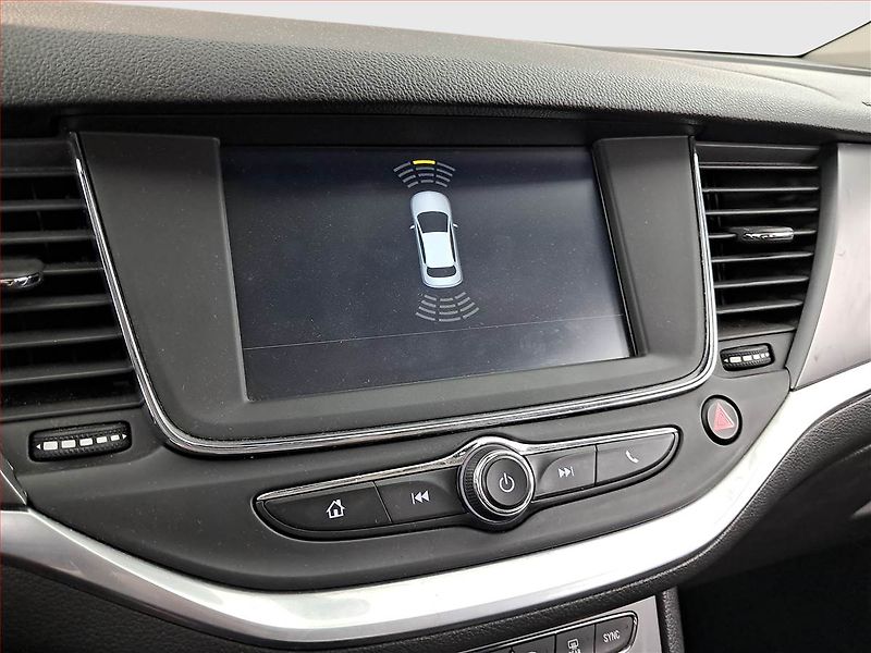 BMW X5 (2024) xDrive30d, Vzduch - fotka 10 z 15