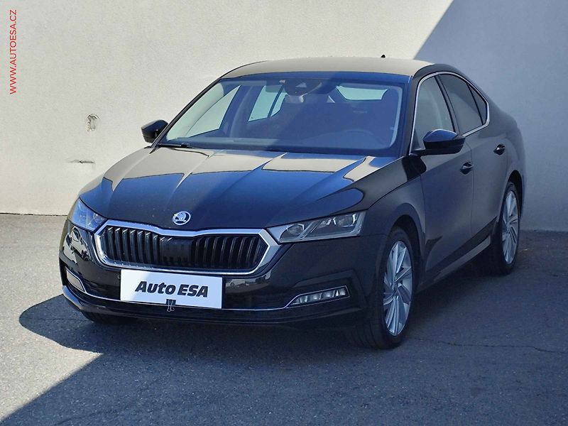 Škoda Octavia (2023) 2.0 TDi, ČR, Style, DSG, TZ - fotka 3 z 27