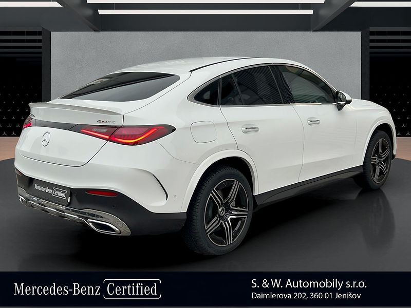 Mercedes-Benz GLC 300 de 4MATIC kupé - fotka 5 z 29