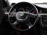 Škoda Superb (2011) 1.4 TSI - náhled 12