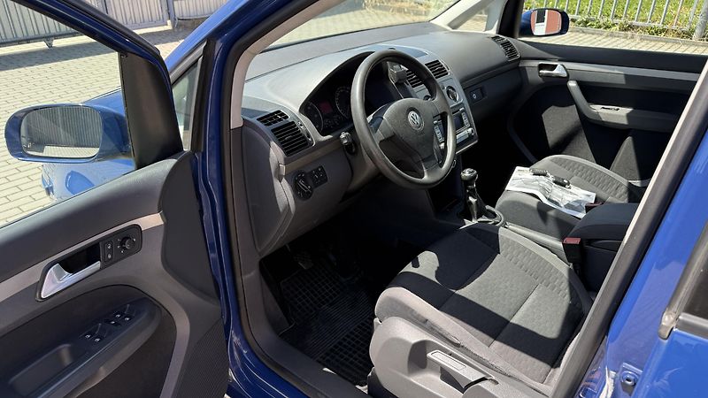 Volkswagen Touran (2009) 1.9TDi*77kW*COMFORT-LINE* - fotka 10 z 21