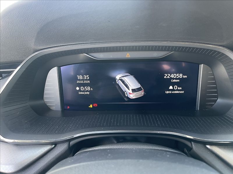 Škoda Octavia 2,0 TDi 110kw DSG Style Nehava - fotka 31 z 39
