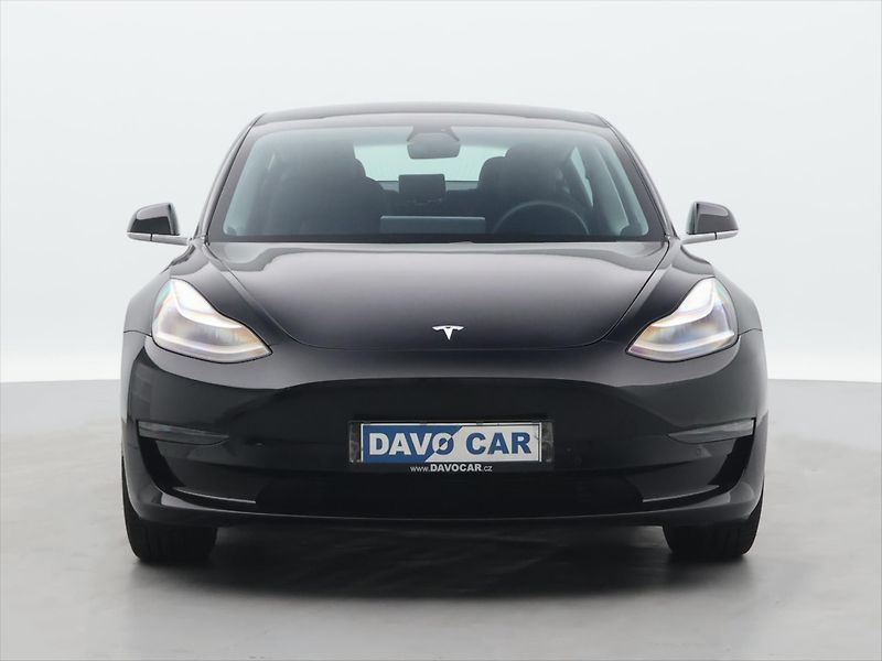 Tesla Model 3 Std Range Plus 52kWh - fotka 2 z 27