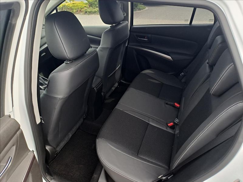 Suzuki S-Cross (2026) 1,4 BoosterJet Elegance AT - fotka 13 z 18