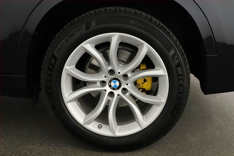 BMW X6 (2018) xDrive30d, STK, KLIMA, 4x4 - fotka 17 z 17