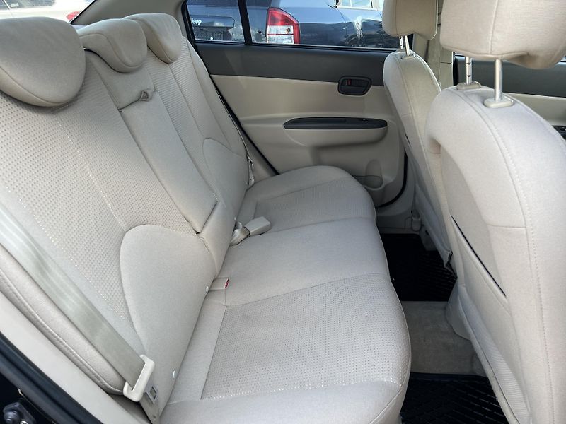 Hyundai Accent 1.5CRDi KLIMA TÁŽNÉ PŮVOD ČR - fotka 22 z 34
