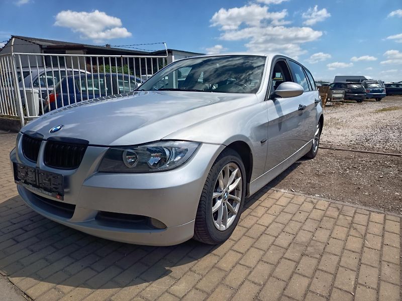 BMW Řada 7 (2006) 2.0 95kw - fotka 10 z 49
