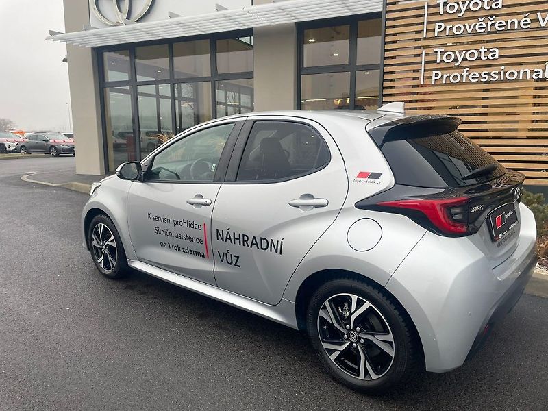 Toyota Yaris 1.5 Hybrid 116HP Style - fotka 5 z 28