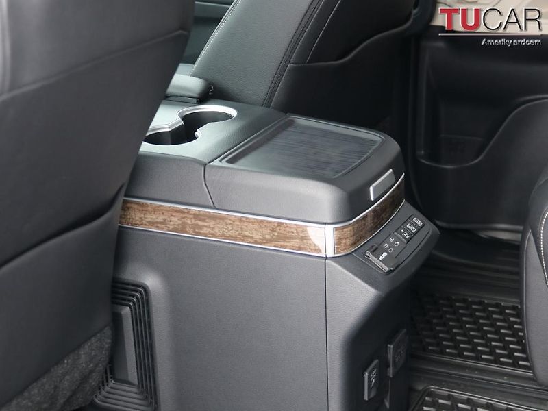 Toyota Sienna (2026) Platinum 2.5 HEV AWD - fotka 58 z 76