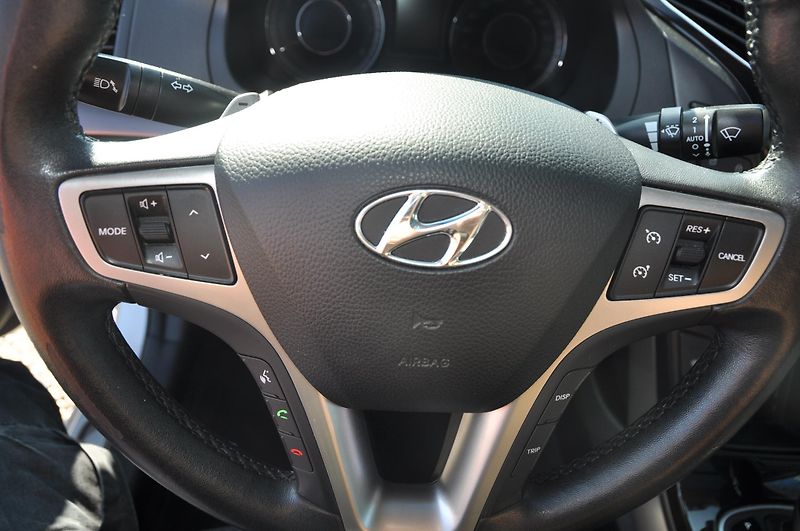 Hyundai i40 2.0GDi 131kW Automat - fotka 15 z 19