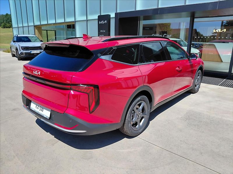 Kia K4 (2026) 1,6   T-GDI SW 7DCT TOP - fotka 8 z 14