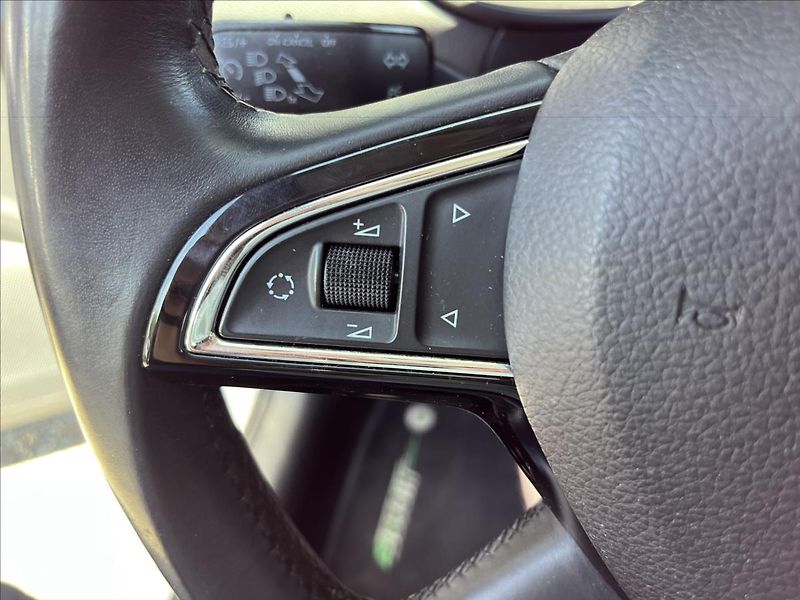 Škoda Octavia 1,4 TSi 103 kw Elegance  Xenon - fotka 25 z 46