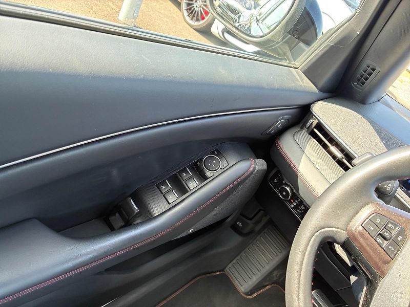 Ford Mustang Mach-E (2024) PREM BEV 91kWh 275kw PrD AWD - fotka 11 z 11