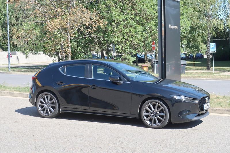 Mazda 3 HB 2,0 G150 AT Plus ČR,servisk - fotka 4 z 37