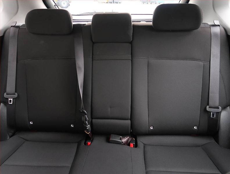 Hyundai Kona (2024) Smart 1.0 T-GDI - fotka 10 z 21