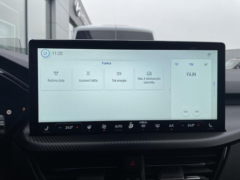 Ford Kuga ST-Line X 2,5 HEV 134 kW AT - fotka 34 z 39