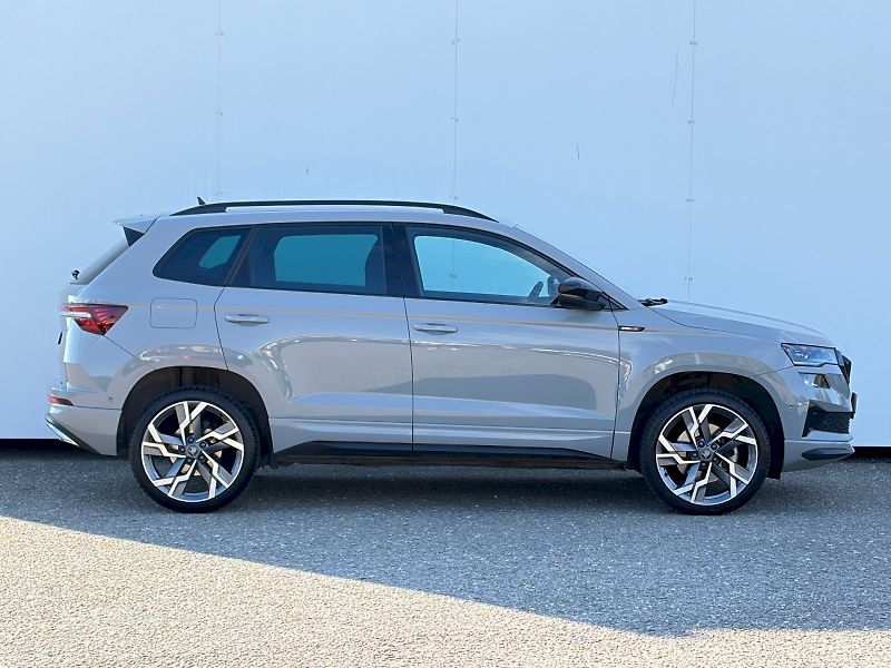 Škoda Karoq (2025) DSG 1.5 TSI / 110kW / SPORTLIN - fotka 8 z 35