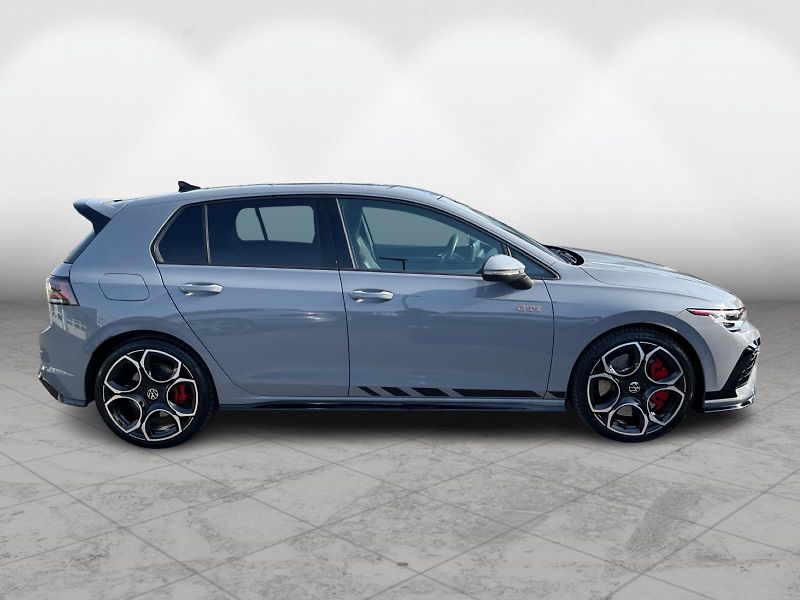 Volkswagen Golf GTI Clubsport 2,0 TSI 221 kW 7 - fotka 8 z 24