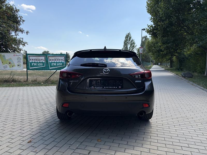 Mazda 3 2.0 Sports-Line - fotka 10 z 31