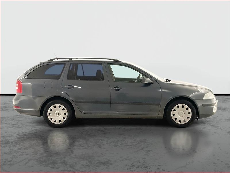 Škoda Octavia (2006) Ambiente 1.9 TDI - fotka 6 z 15