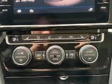 Volkswagen Golf Variant 1.4TGI 81 kW Highline ČR,1.MAJ - náhled 28