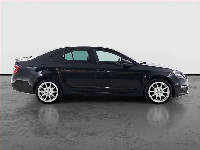 Škoda Octavia (2018) RS 2.0 TDI, 4X4, Automat - fotka 6 z 21
