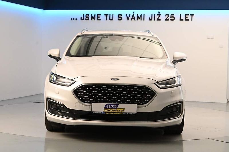 Ford Mondeo (2021) 2.0 VIGNALE 140 KW LED ACC Mas - fotka 3 z 39