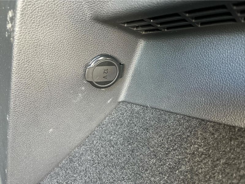 Volkswagen Tiguan 2.0TDI 110kW DSG Business Prem - fotka 27 z 30