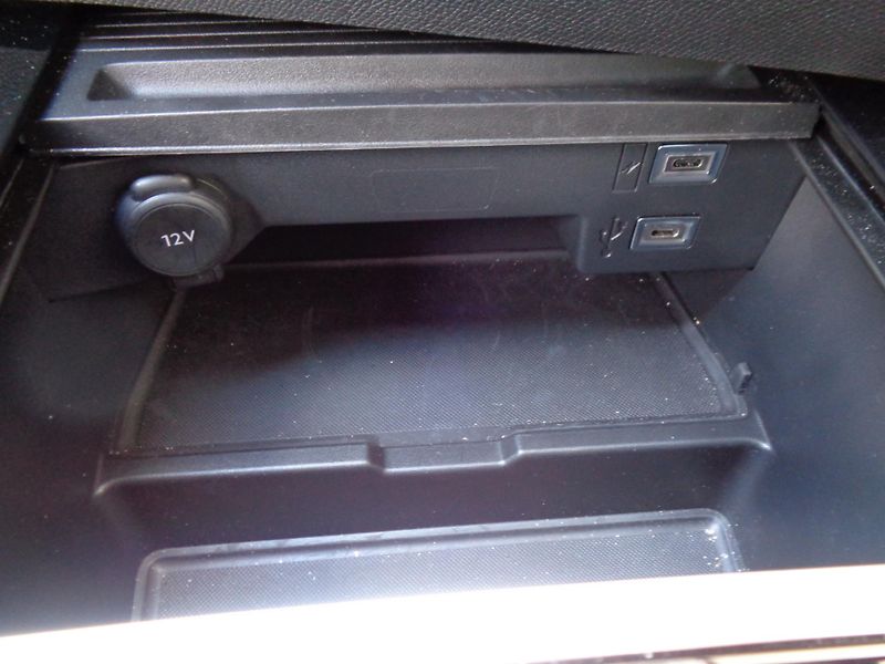 Opel Astra 1,2T SportsTourer,sada Komfort - fotka 18 z 24