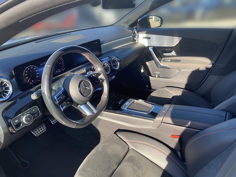 Mercedes-Benz CLA CLA 250e AMG Kupé - fotka 13 z 26