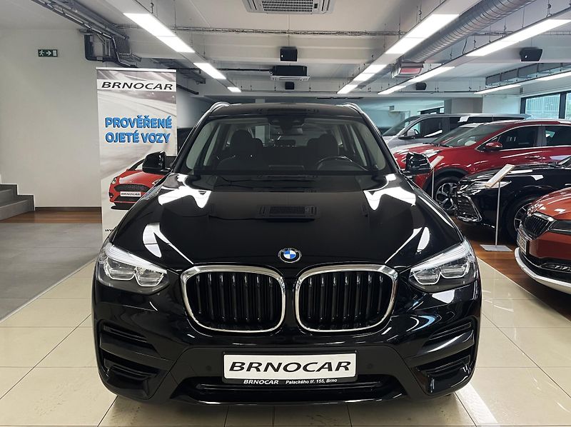 BMW X3 20d xDrive 140kW, ČR - fotka 2 z 30