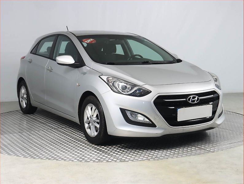 Hyundai i30 (2015) 1.6 CRDi, Serv.kniha, po STK - fotografie inzerátu