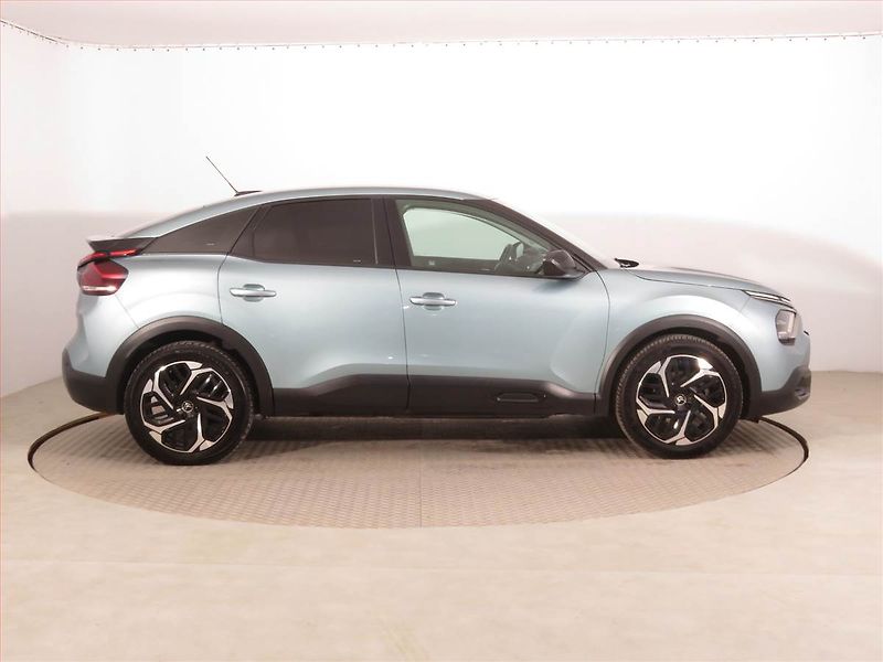 Citroën C4 (2021) 1.2 PureTech, Automat - fotka 6 z 16