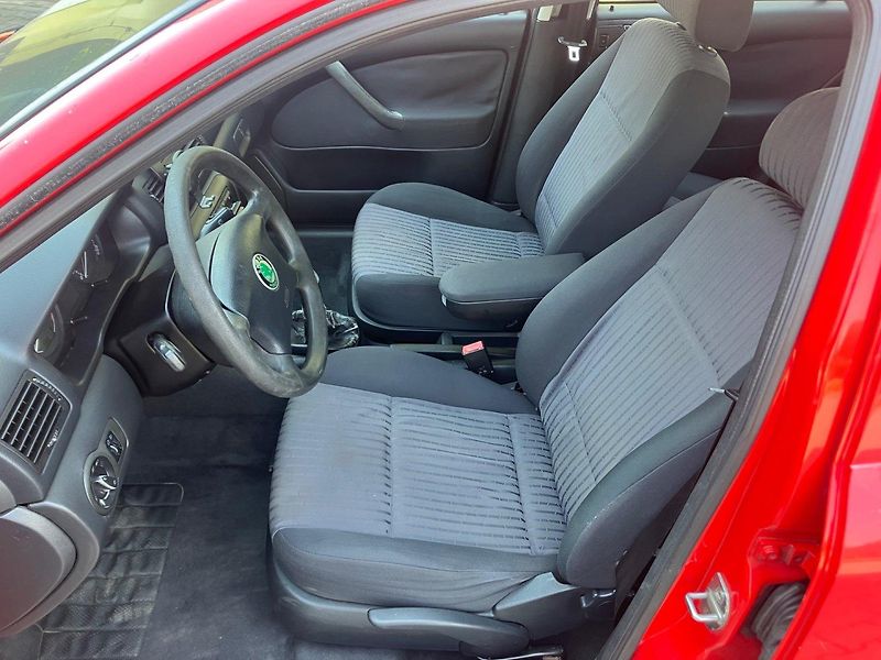 Škoda Octavia 	1,9TDi (74kW) 4x4*KLIMATIZACE - fotka 10 z 14