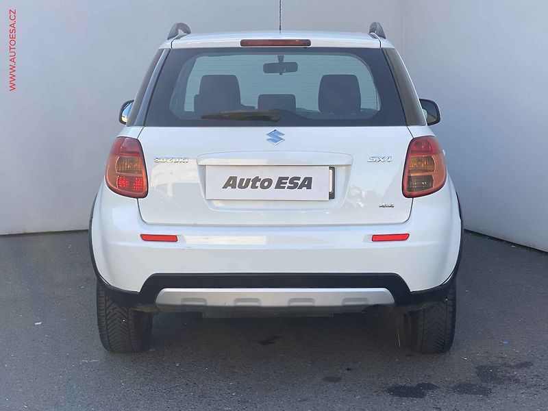 Suzuki SX4 (2014) 1.6i 4x4, ČR, Klima - fotka 5 z 16