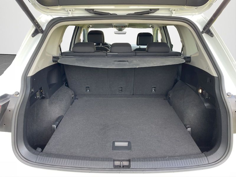 Volkswagen Tiguan Allspace (2022) 2.0 TDI 110kW 4MOTION DSG Life - fotka 28 z 33