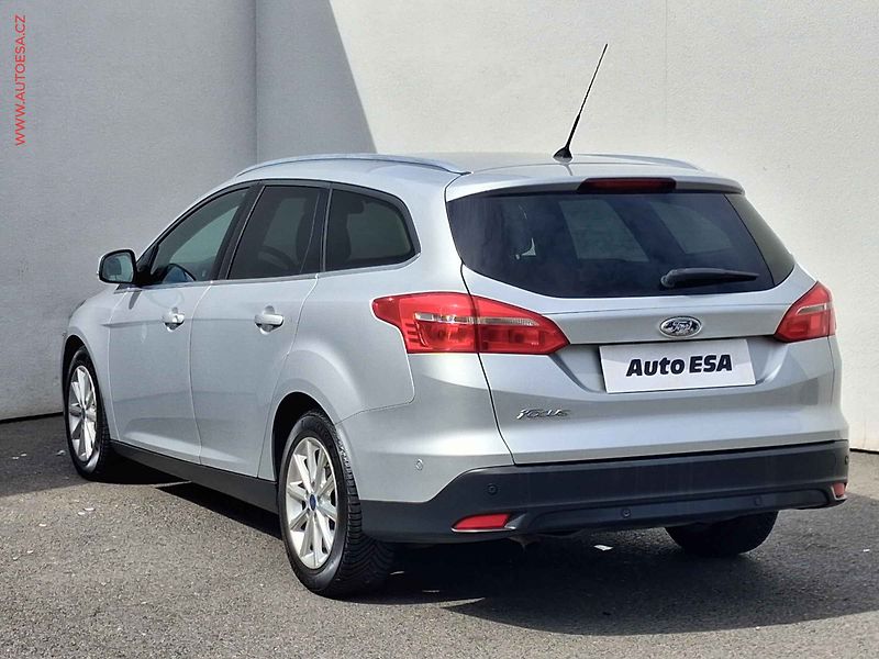 Ford Focus (2016) 1.5TDCI, ČR, servis.kniha, AC - fotka 6 z 18