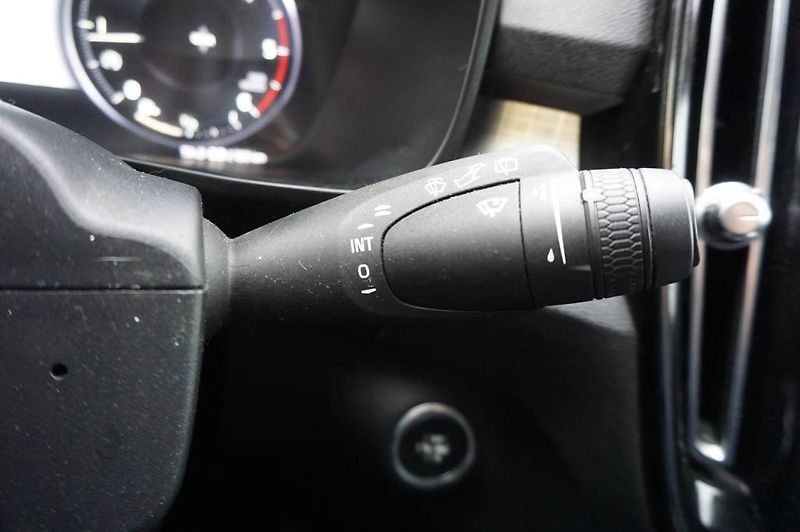 Volvo XC40 (2018) - fotka 21 z 36
