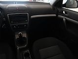 Škoda Octavia (2012) 1.6 TDI, Tempomat - náhled 8