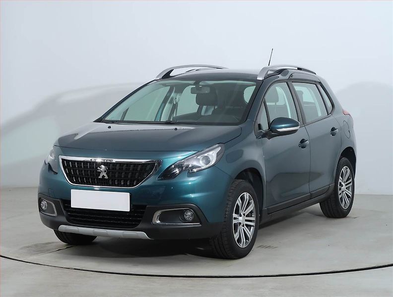 Peugeot 2008 (2019) 1.2 PureTech, Serv.kniha - fotka 2 z 20
