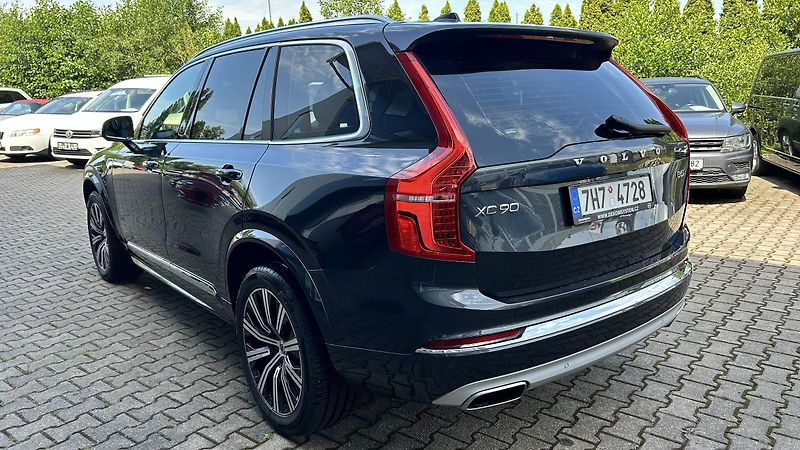 Volvo XC90 2.0D B5 AWD Inscription - fotka 4 z 16