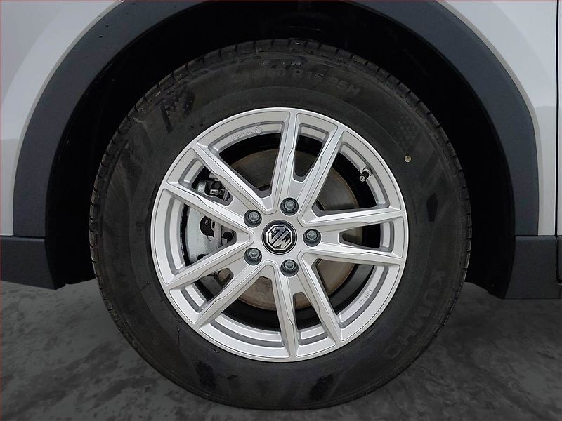MG ZS (2024) Essential Hybrid+ - fotka 15 z 20