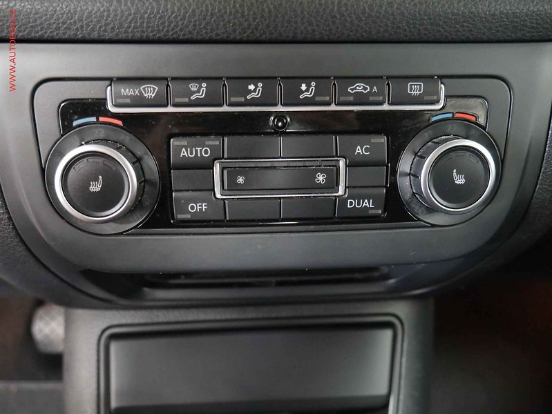 Volkswagen Golf Plus (2009) 1.4TSI, Klima - fotka 15 z 17
