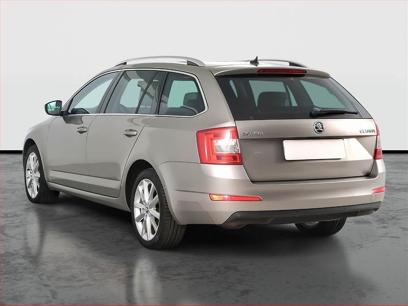 Škoda Octavia (2014) 2.0 TDI, Automat, Serv.kniha - fotka 4 z 19