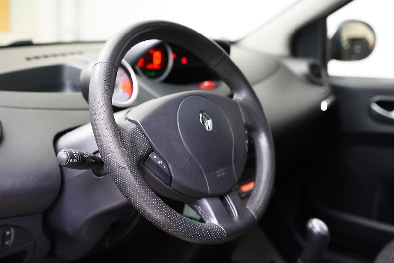 Renault Twingo - fotka 14 z 24